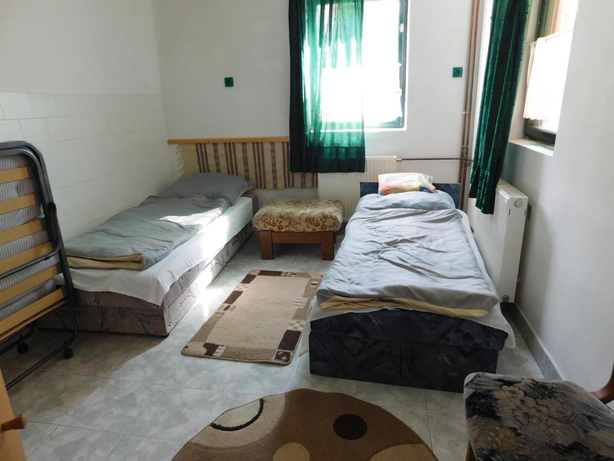 Hotel Huta Vendeghaz Kishuta Exteriér fotografie